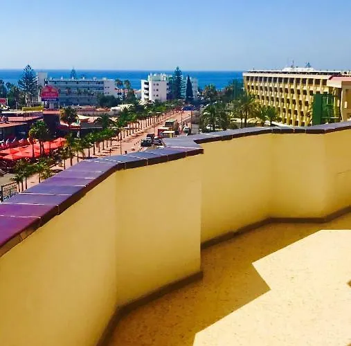 Holiday Apartment شقة